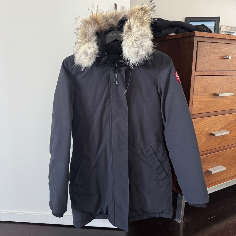 Canada Goose Navy Victoria Parka Size XS